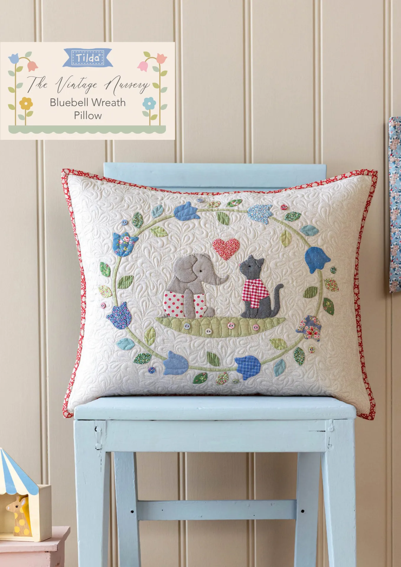 Bluebell Wreath Pillow Tilda kussen