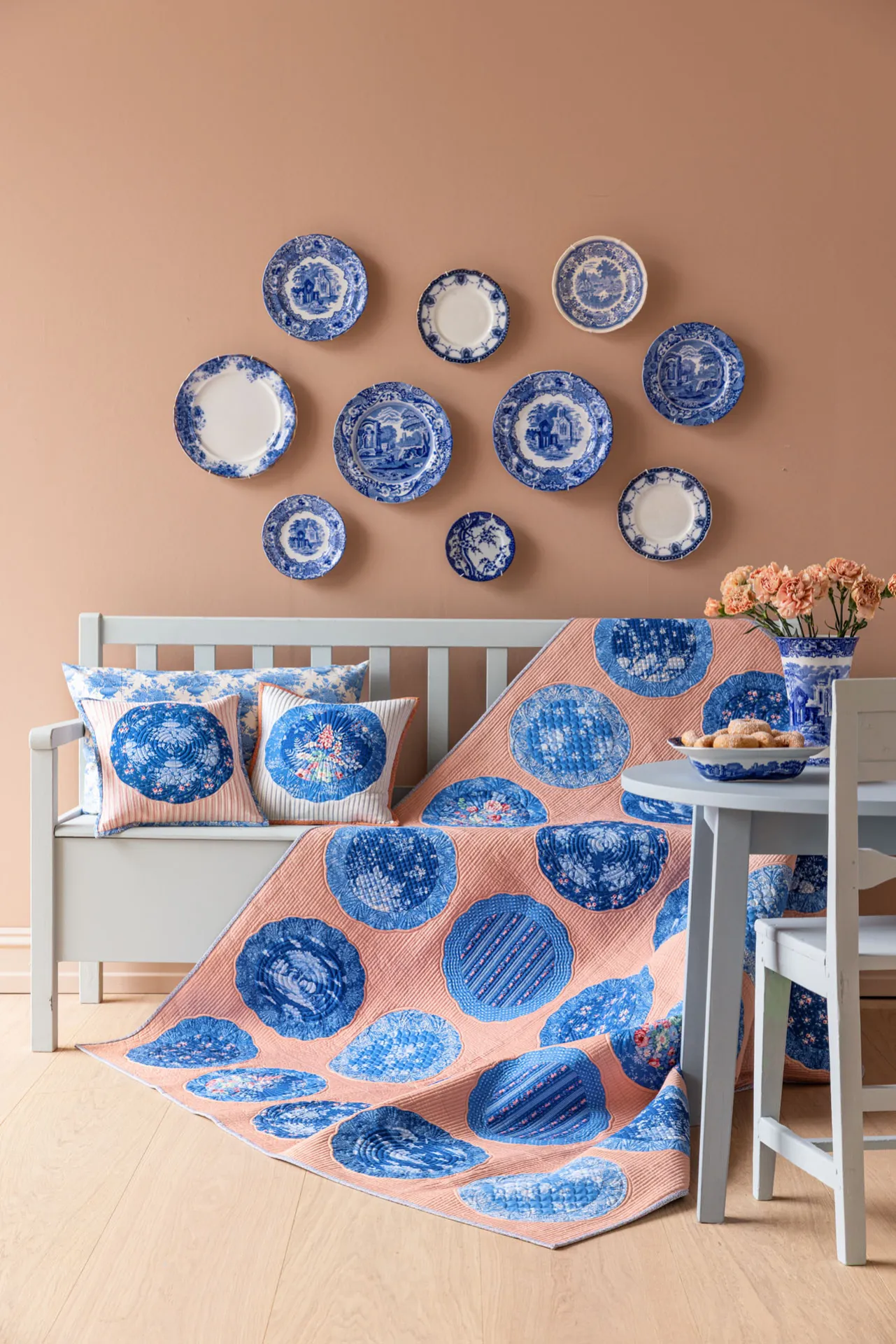 Something Blue-31-Plate Collection Quilt and pillows Tilda