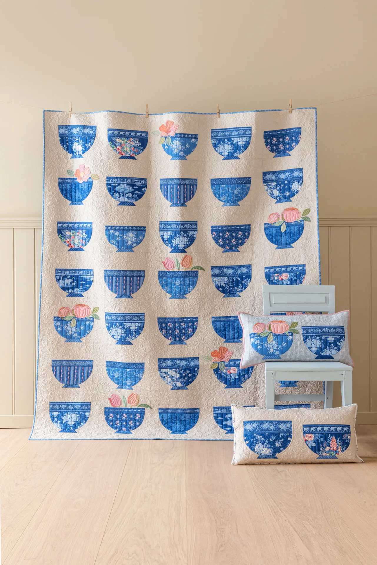 Something Blue-42-Bowl Collection Quilt Putty.