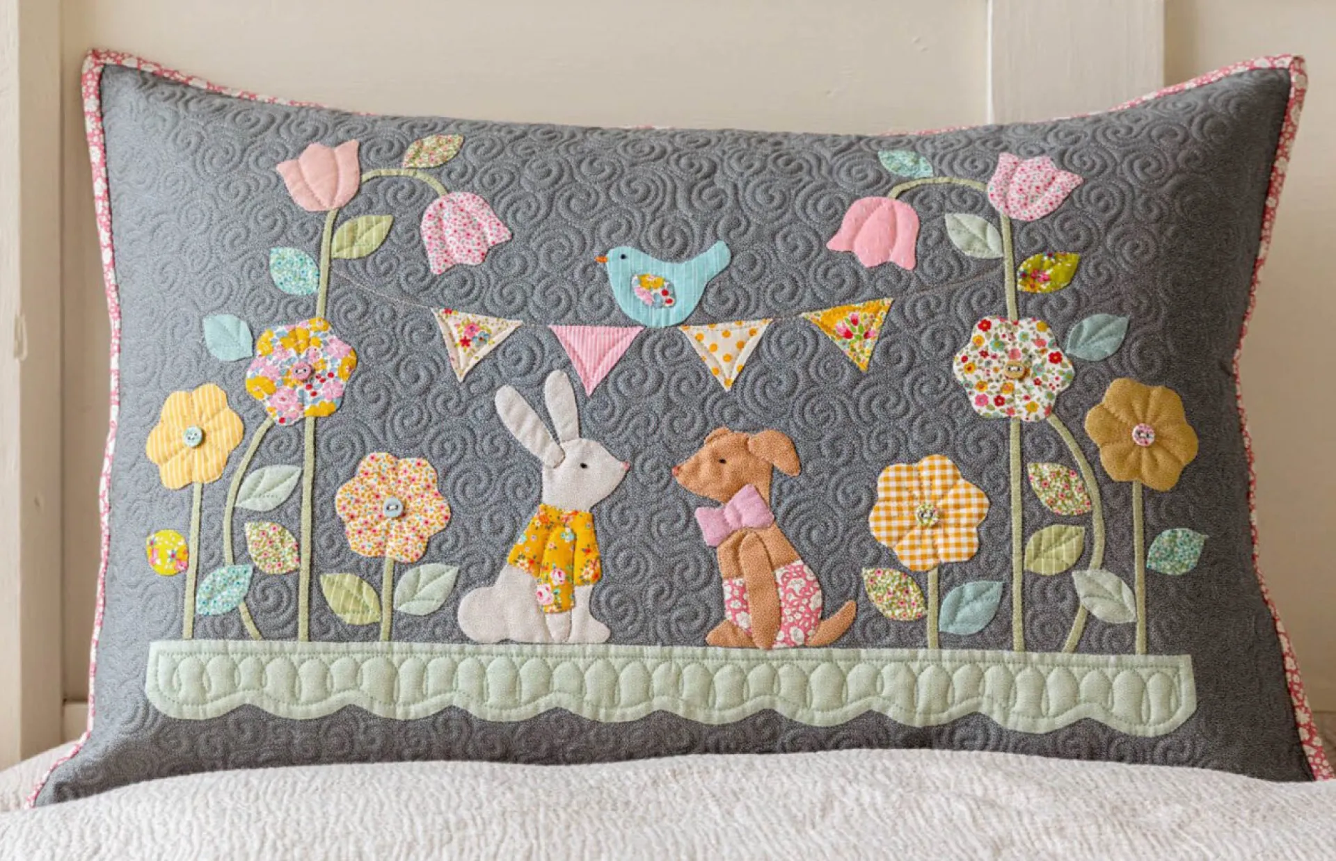Flowerfield Pillow Large Tilda.